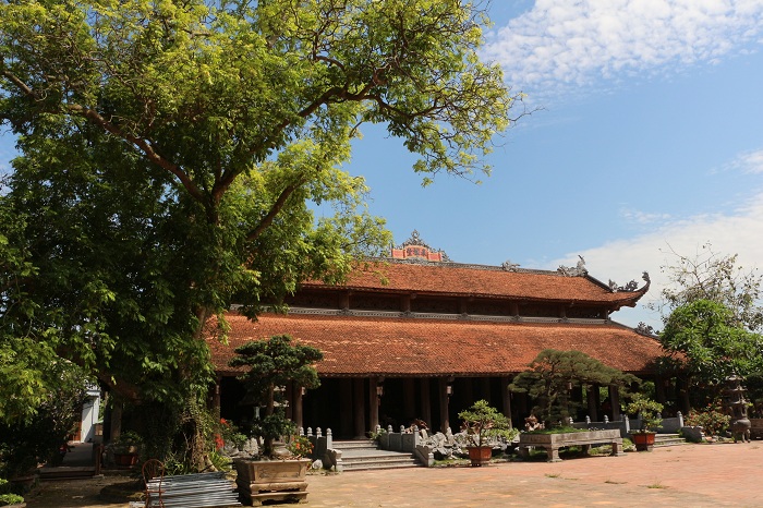 visiter hanoi ancien pagode de nom cour